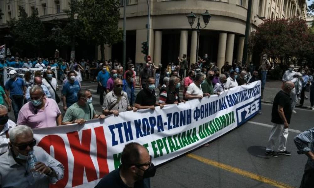 Παράνομη και καταχρηστική έως τις 10 το πρωί η απεργία της ΑΔΕΔΥ